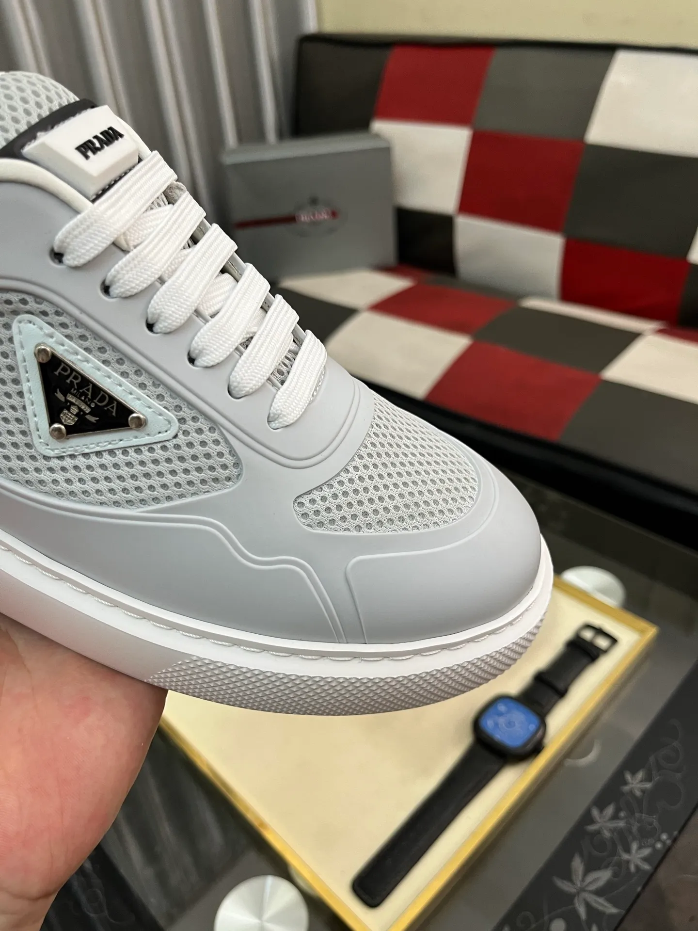 Men's shoes 💰580⌚️⌚️【PRADA】Prada - high-end quality original order 🔍🔍🔍 casual sports shoes - upper: imported 🔝 Napa calfskin, pebbled calfskin, branded glue hollow mesh canvas, shoe body sewn with branded metal fasteners - lining: water-dyed cowhide - outsole: ultra-light TPU foam rubber; two-color molded outsole -Ultra-high quality control, fine workmanship, highlighting (high-end, nobility, class) -Size: 38-445️⃣colors available